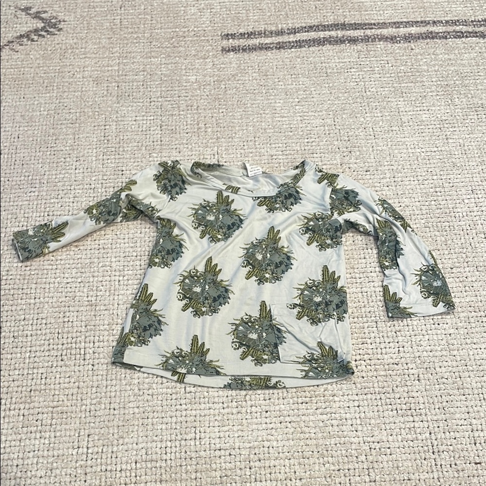 Kate Quinn long sleeve bamboo tee